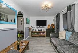 3 bedroom, Terraced House for sale