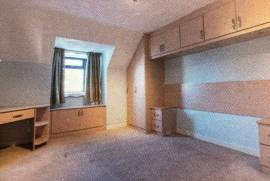 2 bedroom, Terraced House for sale