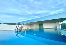 Oceana Kamala - Unique Two Bedroom Sea View Penthouse Condo with Private Rooftop Pool