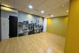 COMMERCIAL UNIT FOR SALE IN GUARDAMAR DEL SEGURA