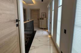 Luxury 4 Bed Villa For sale in Kusadasi