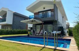 Luxury 4 Bed Villa For sale in Kusadasi