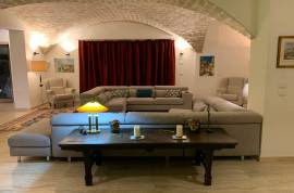 Luxury 5 Bed Villa For Sale in Torricella Peligna Chieti Abruzzo Italy