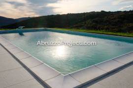 Luxury 5 Bed Villa For Sale in Torricella Peligna Chieti Abruzzo Italy
