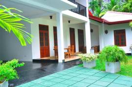 Luxury 4 Bed Villa For Sale in Bentota Sri