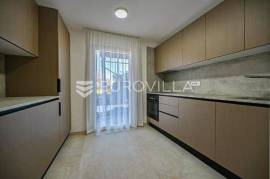 Istria, Novigrad, renovated stone house with sea view