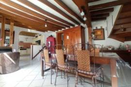 Town House in Superb Setting by the River Loir Town House in Superb Setting by the River Loir