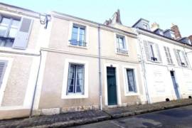 Superb Town House, Ideal Holiday Home