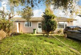 3 bedroom, Bungalow for sale