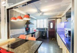 3 bedroom, Bungalow for sale