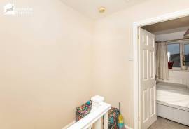 2 bedroom, Semi-detached house for sale