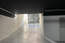 Apartamento T2 em Lisboa com garagem e arrecadação no condomínio Apartamento T2 em Lisboa com garagem e arrecadação no condomínio