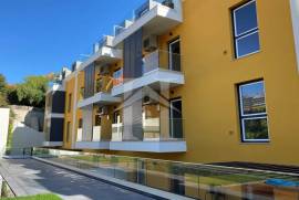 Apartamento T2 em Lisboa com garagem e arrecadação no condomínio Apartamento T2 em Lisboa com garagem e arrecadação no condomínio