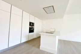 Apartamento T2 em Lisboa com garagem e arrecadação no condomínio Apartamento T2 em Lisboa com garagem e arrecadação no condomínio