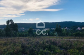 Land with 24,000m² for sale in Melres, Gondomar