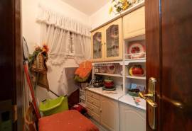 5-Bedroom House on a 400m² Plot