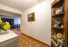 5-Bedroom House on a 400m² Plot