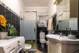 5-Bedroom House on a 400m² Plot