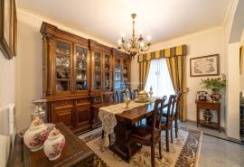 5-Bedroom House on a 400m² Plot