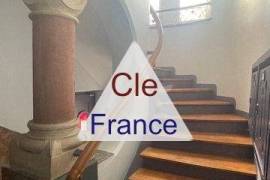 Apartment in Great Location Apartment in Great Location