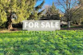 Town House with Neat Garden Town House with Neat Garden