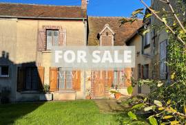 Town House with Neat Garden