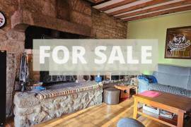 Detached Country House with Outbuilding Detached Country House with Outbuilding