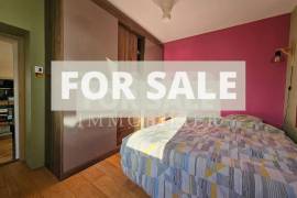 Detached Country House with Outbuilding Detached Country House with Outbuilding