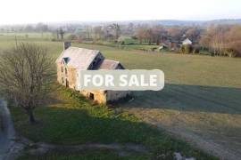 Detached Country House with Outbuilding Detached Country House with Outbuilding