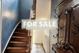 Town House with Neat Garden Town House with Neat Garden