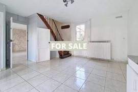 Detached Country House with Outbuilding Detached Country House with Outbuilding