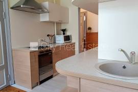 Apartment for rent in Riga, 120.00m2