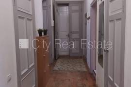 Apartment for rent in Riga, 120.00m2