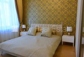 Apartment for rent in Riga, 110.00m2