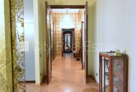 Apartment for rent in Riga, 110.00m2