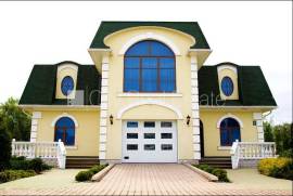 Detached house for rent in Riga district, 332.00m2