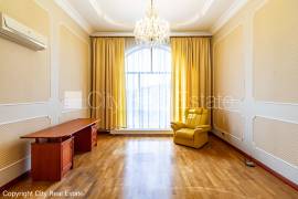 Detached house for rent in Riga district, 332.00m2