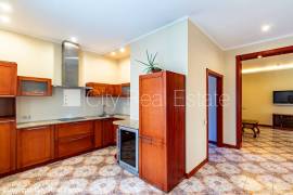 Detached house for rent in Riga district, 332.00m2