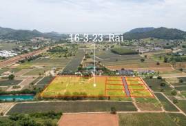 Beautiful plots of building land for sale in Pranburi, Khao Tao