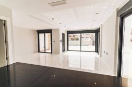 4 Bedrooms - Villa - Alicante - For Sale - N6722