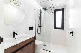 4 Bedrooms - Villa - Alicante - For Sale - N6722