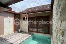 A Private One-Bedroom Villa Tucked Away in Padonan