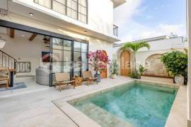 A Smart Entry into Bali Luxury Living – High-End Three-Bedroom Villa in the Prestigious Bukit Balangan Area