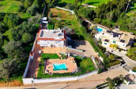 EXCLUSIVE FARM NEXT TO GOLF COURSE AND VAU BEACH