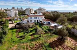 EXCLUSIVE FARM NEXT TO GOLF COURSE AND VAU BEACH