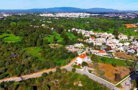 EXCLUSIVE FARM NEXT TO GOLF COURSE AND VAU BEACH