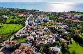 EXCLUSIVE FARM NEXT TO GOLF COURSE AND VAU BEACH