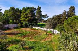 EXCLUSIVE FARM NEXT TO GOLF COURSE AND VAU BEACH