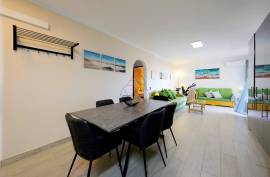 1 +1 Bedroom Apartment, with Local Accommodation License in the First Line Praia da Rocha