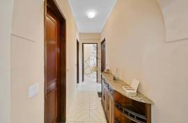 2 bedroom apartment facing south, with garage in Vila Rosa - Portimão